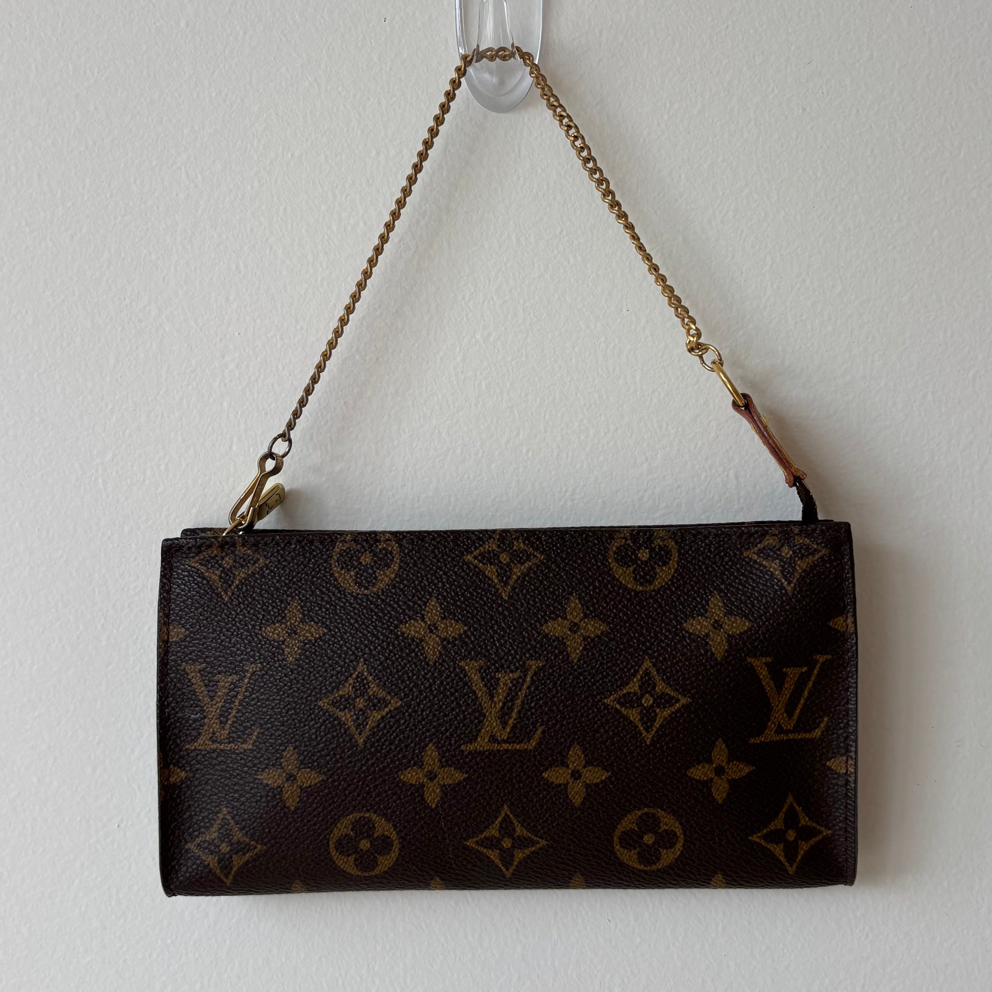 Monogram Bucket GM Pouch Accessory Pouch