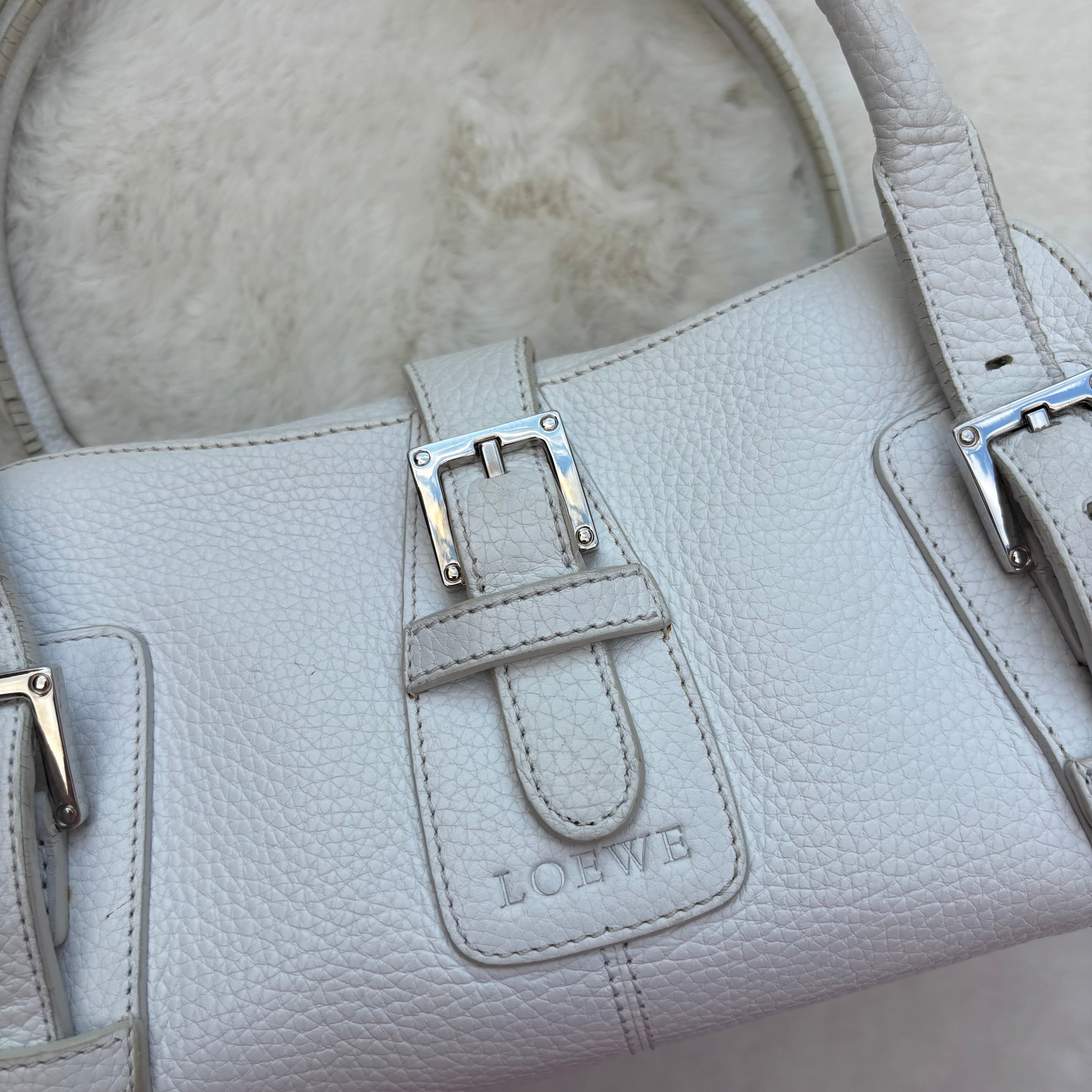 Sender Handbag in White Leather with Silver Hardware