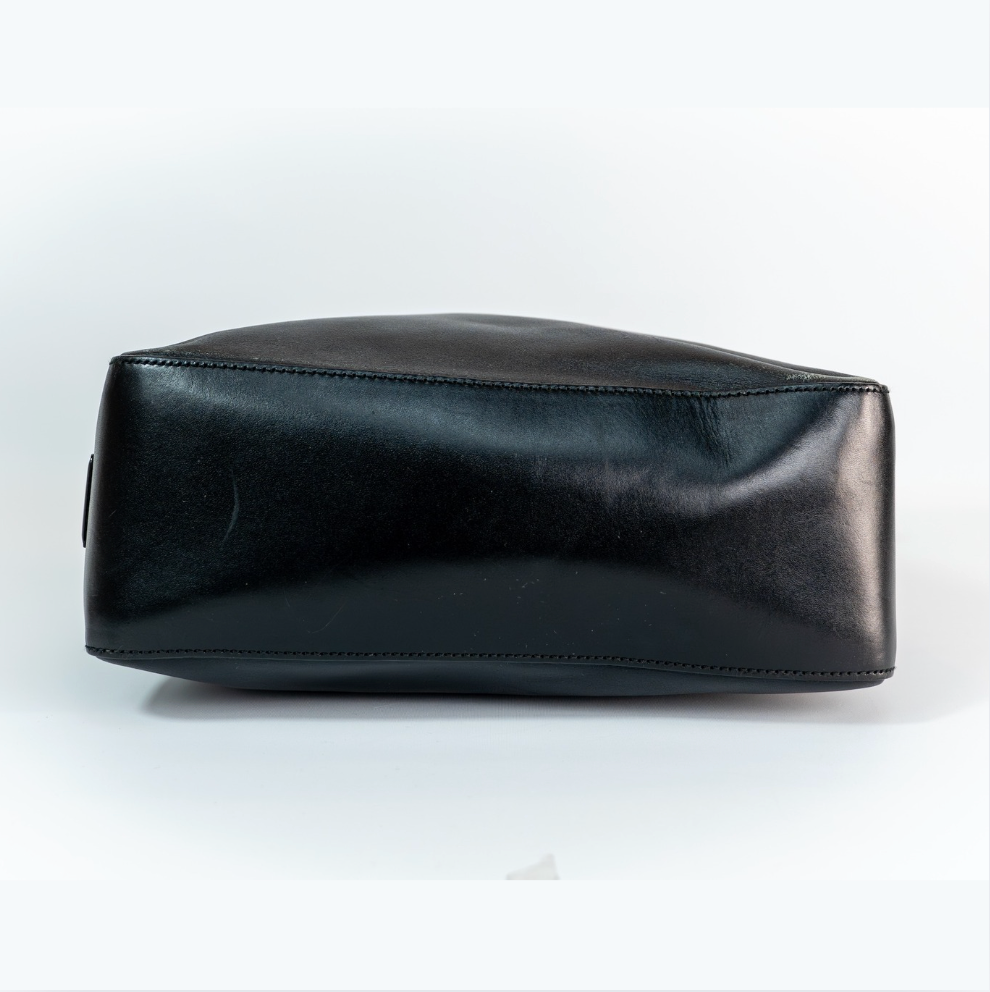 Early 2000s Gucci Black Leather Shoulder Bag