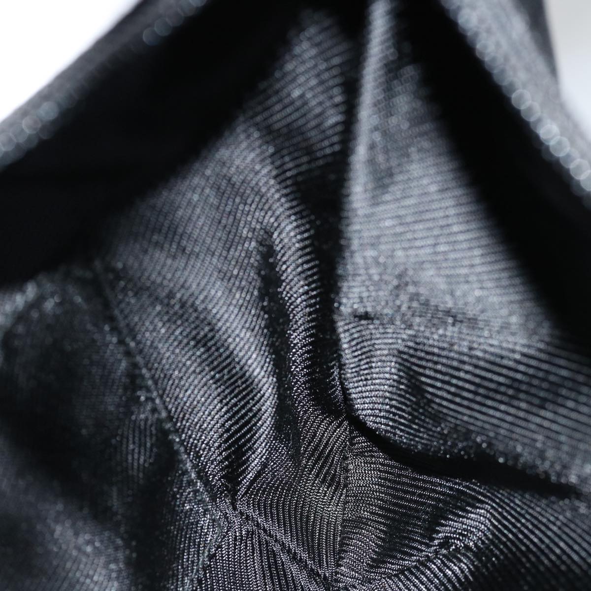 GG Canvas Shoulder Bag
