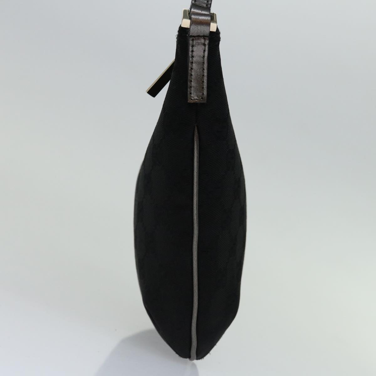 GG Canvas Shoulder Bag