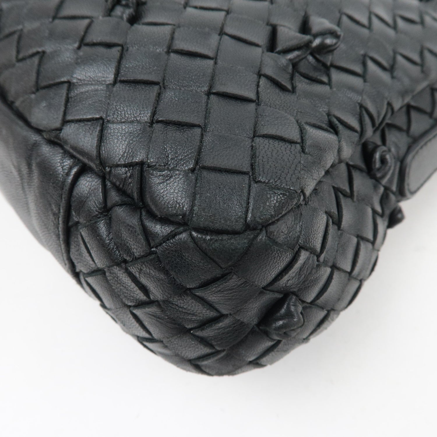 Bottega Veneta Intrecciato Knotted Leather Shoulder Bag