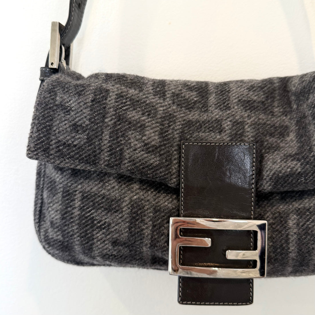 Baguette Zucca Wool