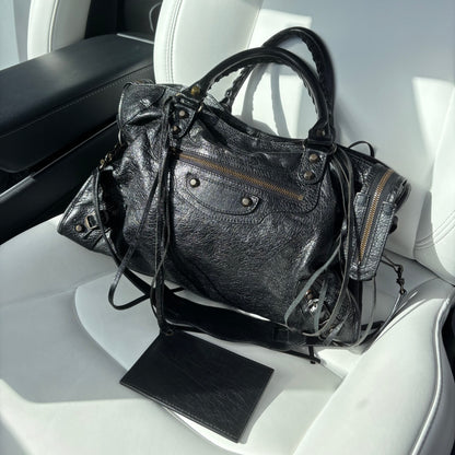 The City Hand Bag