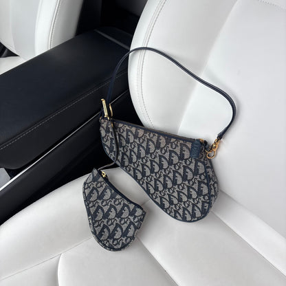 Trotter Canvas Saddle Pouch